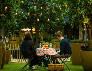 AR-VR-collaborations-temps-réel-mondes-mixtes