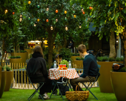 AR-VR-collaborations-temps-réel-mondes-mixtes