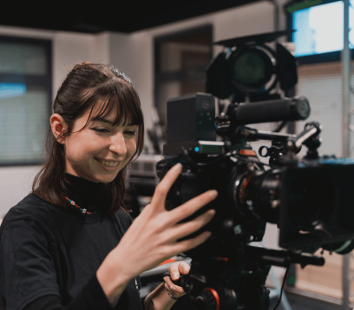 studio-m-etudiante-tournage-camera-audiovisuel