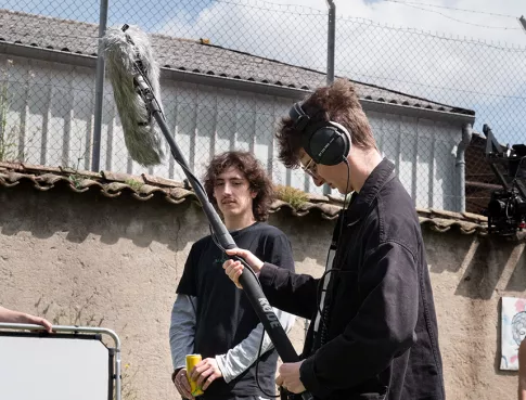 Intégrer une école du son à Lyon pour développer vos compétences techniques