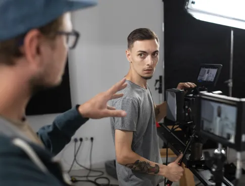 Technicien audiovisuel : un métier discret mais essentiel à l’industrie de l’image