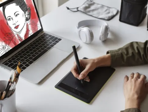 Directeur artistique : quand la vision créative devient un métier stratégique