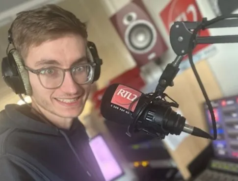 Formation animateur radio : les clés pour percer dans un secteur passionnant