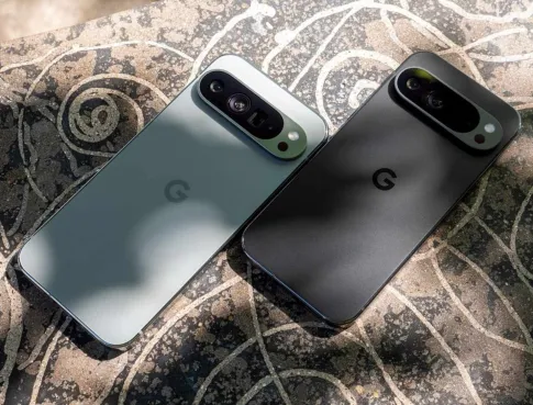 Le Google Pixel 10 : une guerre Google vs Apple ?