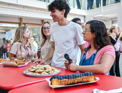 Les étudiants de Studio M se mobilisent pour Octobre Rose