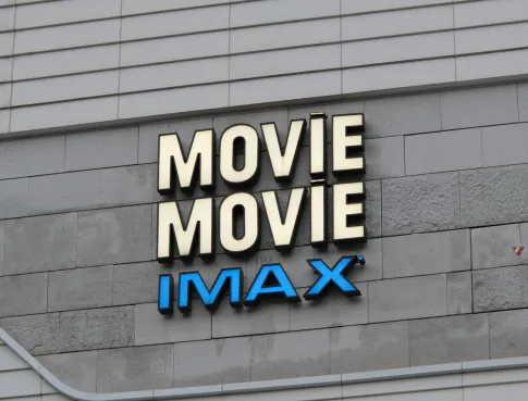 IMAX : Pourquoi le futur du cinéma se joue en salle de montage