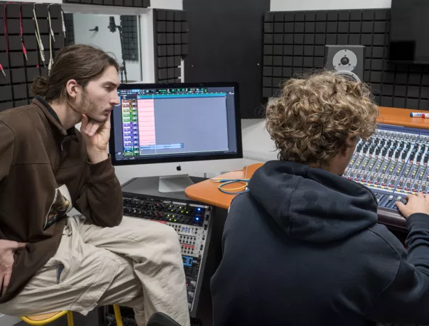 bachelor-technicien-metiers-du-son-studio-m-lyon