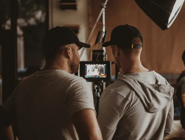 bachelor-realisateur-monteur-studio-m-vannes-apprendre-avec-tiktok