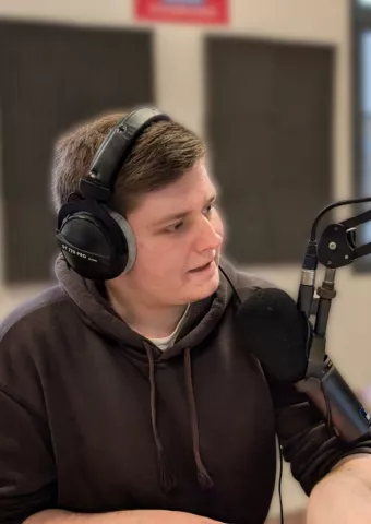 HUMBERT-Evan-animateur-radio-alumni