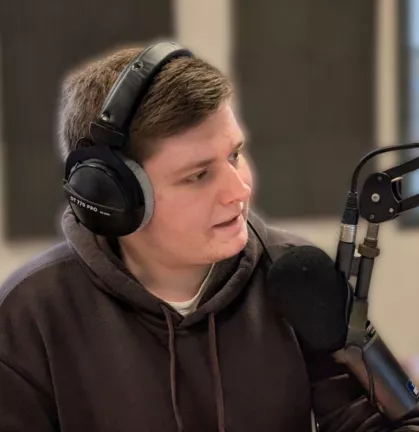 HUMBERT-Evan-animateur-radio-alumni